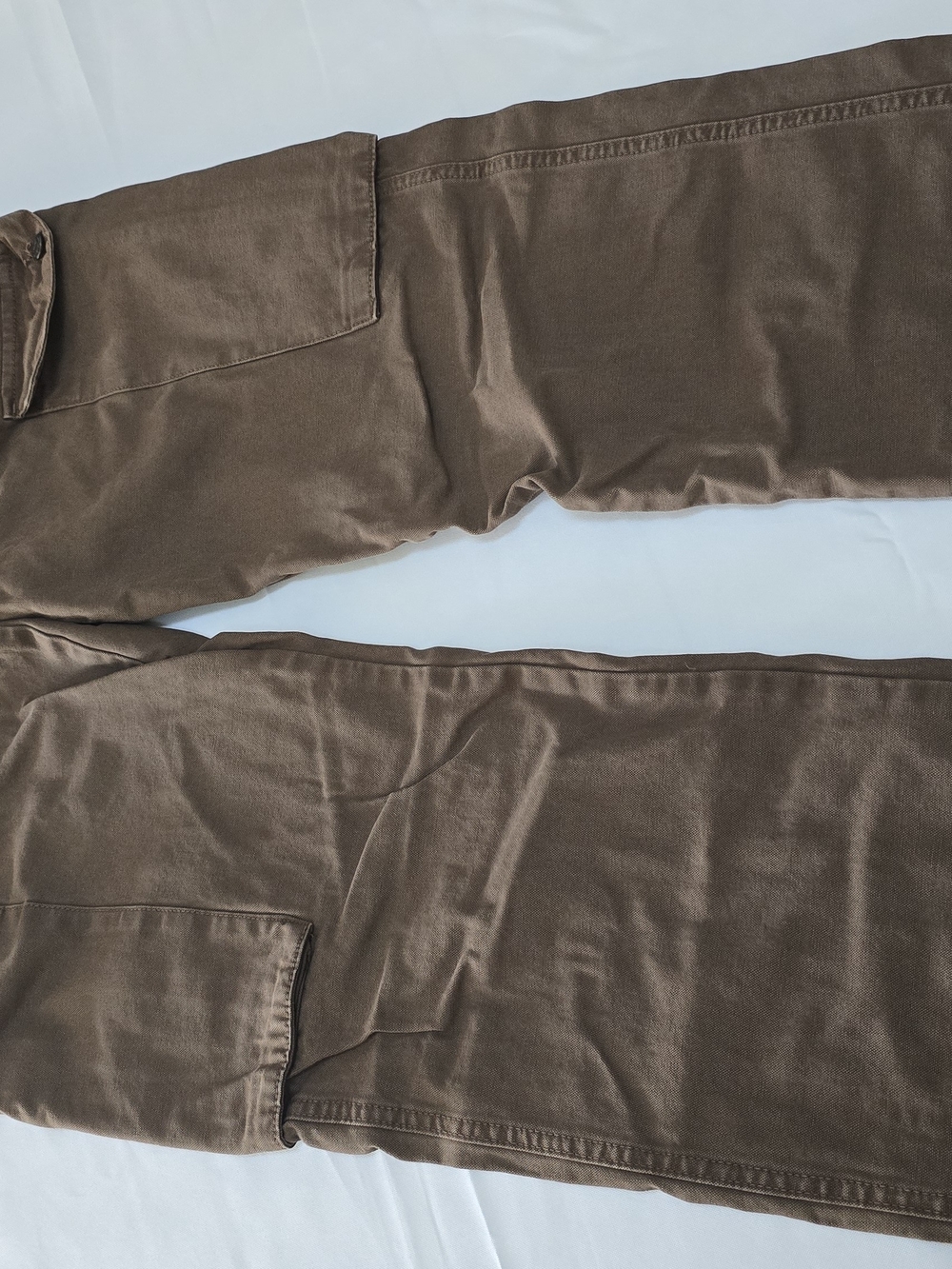 Daily Paper brown cargo pants, size M.